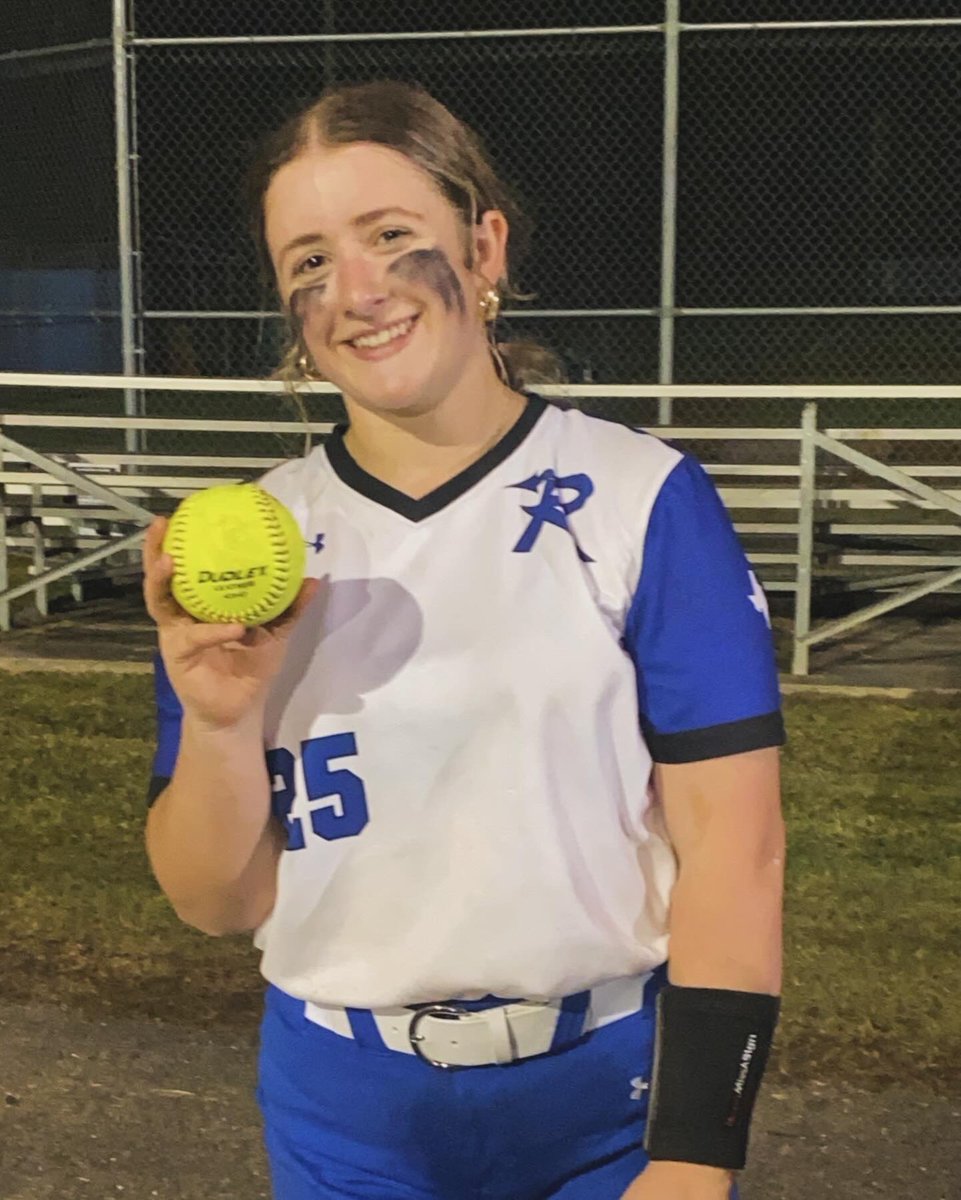 Karly brown tweet media