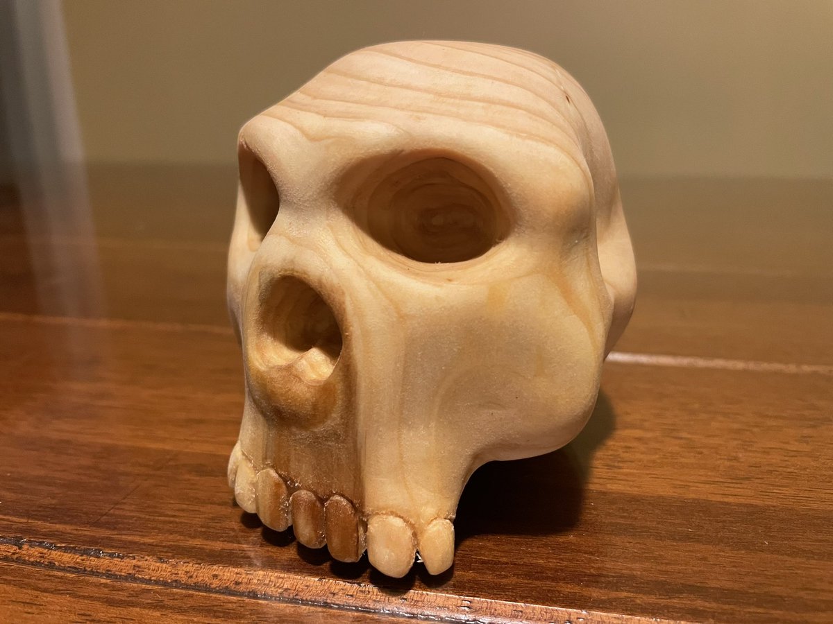 fraga_eddy's tweet photo. My latest art creation with power carving. I’m really happy with the result of this piece. Let me know what you think 🙂#ArtistOnTwitter #woodworking https://t.co/kQ0Sudfkwx