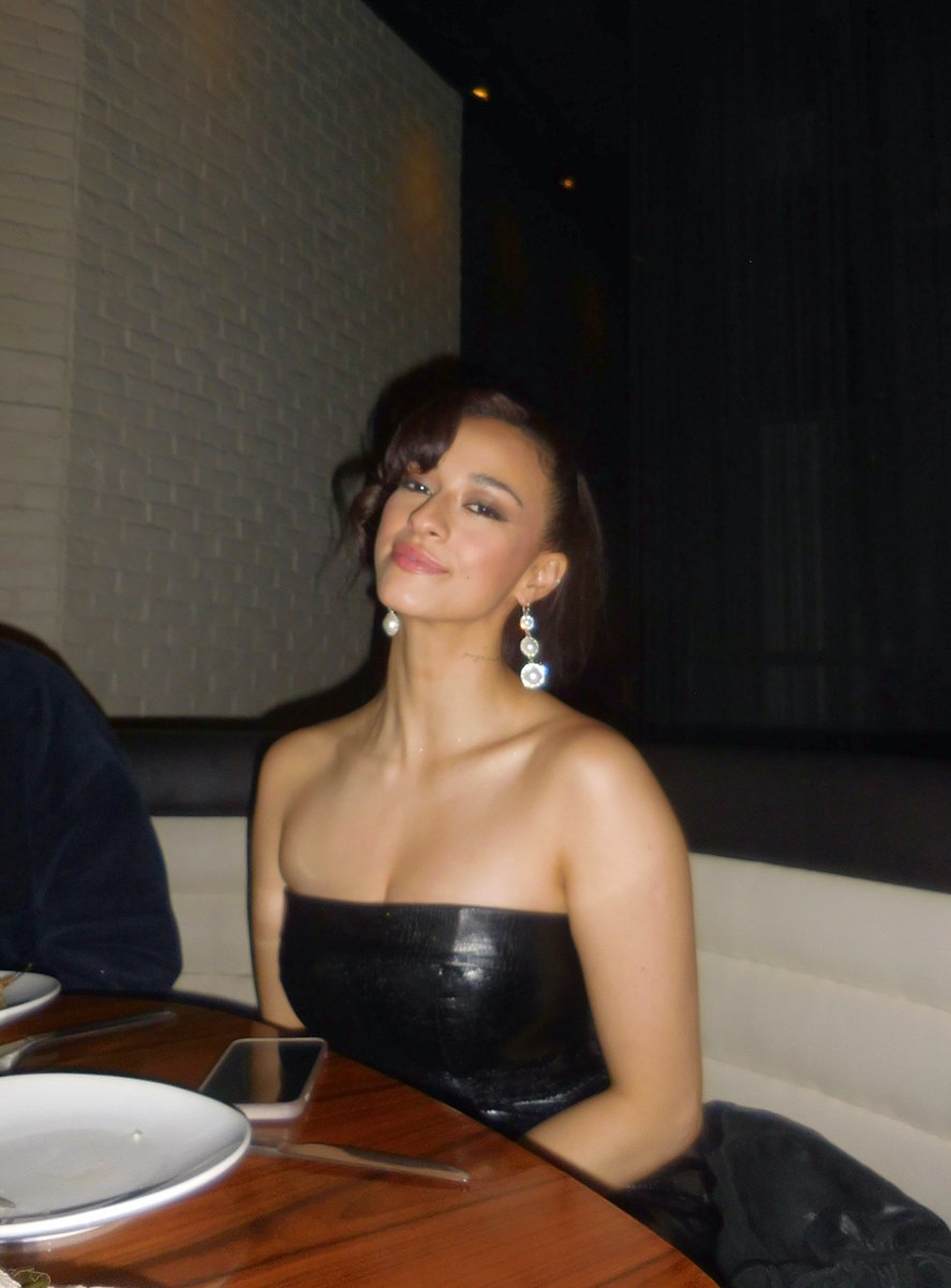 PENÉLOPE tweet media