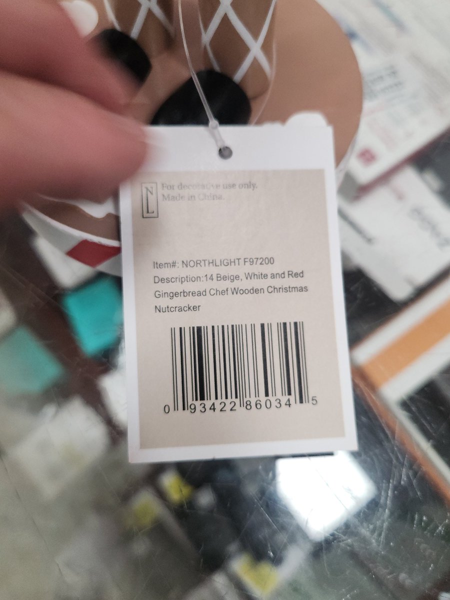 imrcool's tweet photo. @ilovedcdeals how can you overprice your items? And this isn't the only one I found. Definitely not a bargain store anymore.#overprice #deceptivepricing #ftcact #notabargain #reportingthem https://t.co/A4uQlMeEVd