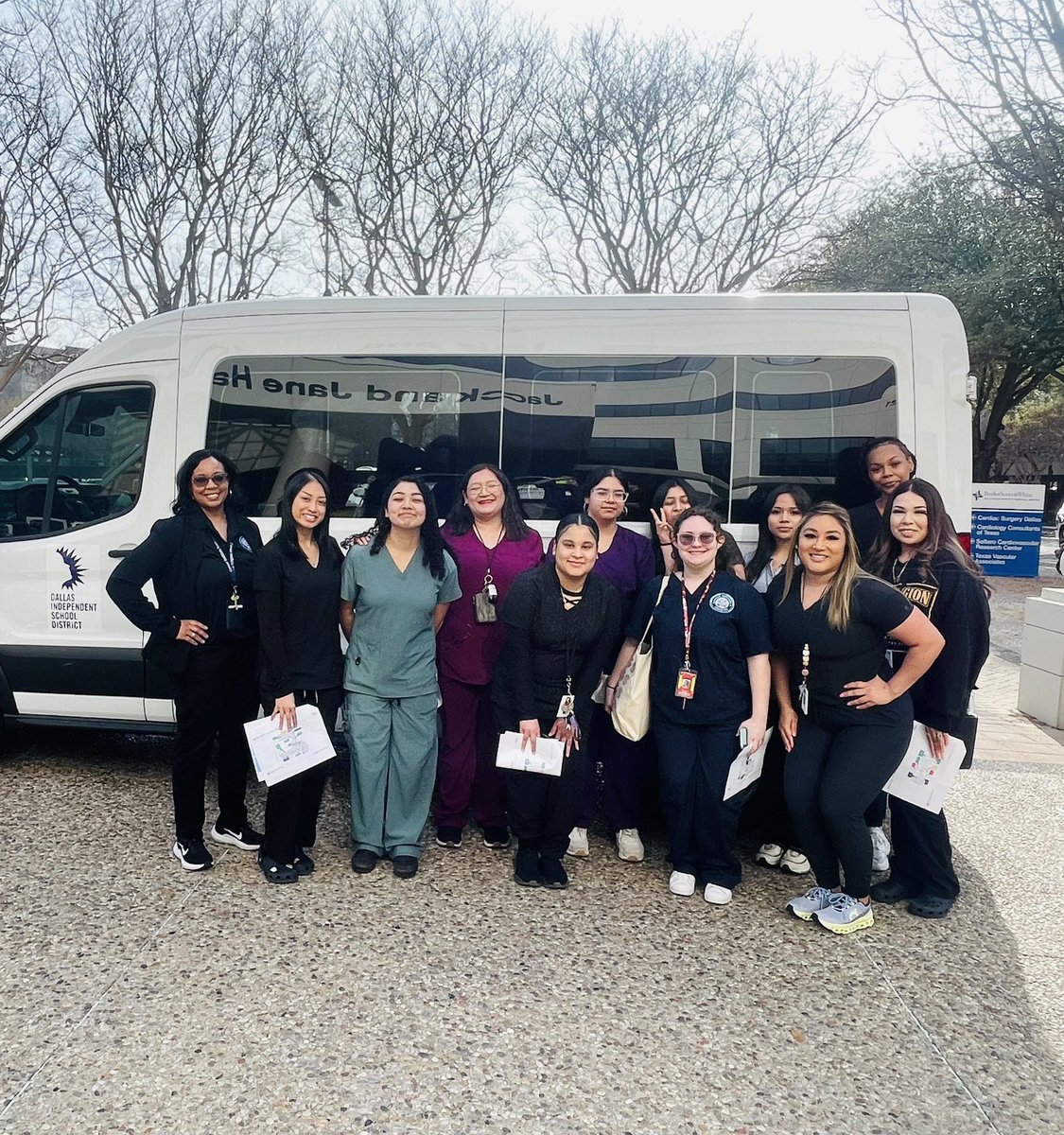 CieastDallas's tweet photo. It was orientation day for this group of Health Science seniors @ Baylor, Scott &amp; White. Clinical rotations on deck. 🌟
#futurehealthcareprofessionals
#cteexperiences
@Alvarenga_DISD 
@DrBrianLusk https://t.co/jAqKK07F9W