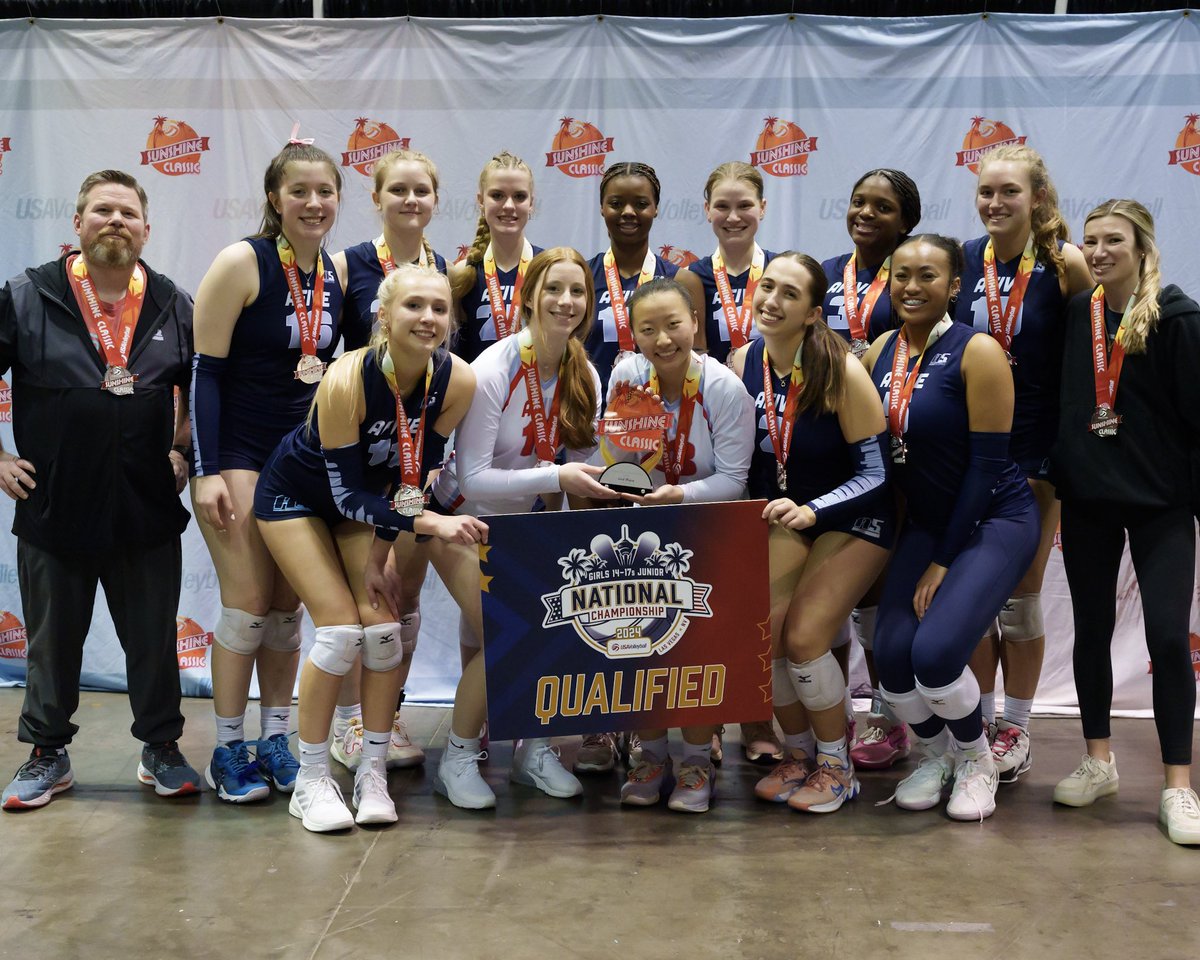 QUALIFIED!! A5 16-Stephen is headed to Vegas in July 💓💓 So UNBELIEVABLY proud of every single one of these girls! Onto MEQ next week!! 

#a5volleyball 
#qualified 
#setter
#uncommitted
#usavnationals
#sunshineclassic