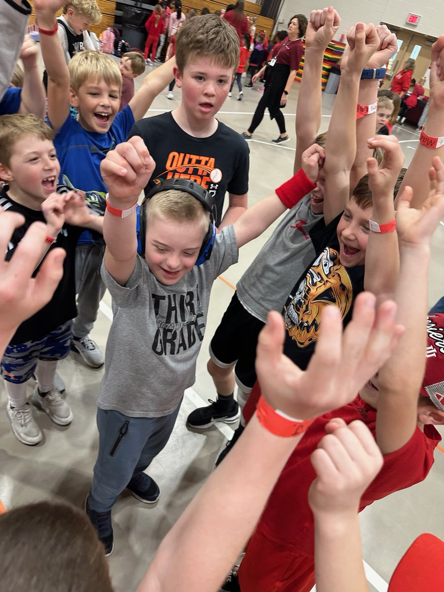 TCECardinals's tweet image. #TCECardinals danced For the Kids at Riley &amp;amp; raised over $6,000 at our dance marathon! Thx @Renick_Class @MrsGabbardTCE for hosting this amazing event!