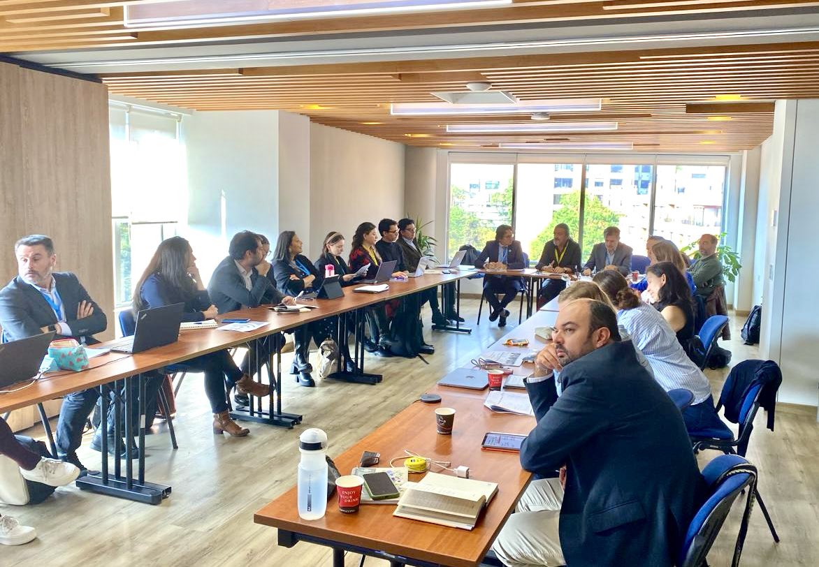 MisionONUCol's tweet photo. Hoy en #Bogotá, junto a @FAO_Colombia lideramos encuentro interagencial del Sistema de Naciones Unidas en Colombia con la @ADR_Colombia, sobre prioridades y posibilidades de inversión en 2024 en el marco de la #ReformaRuralIntegral. https://t.co/SZdsZfCxpF
