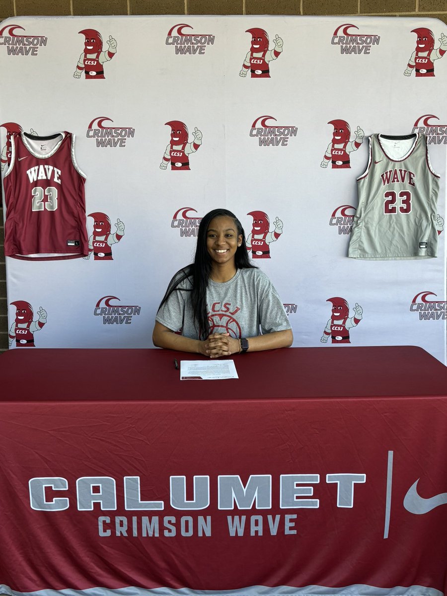 Congratulations to Nicole Swain, Women’s Basketball commit.  Welcome to our CCSJ Basketball family.