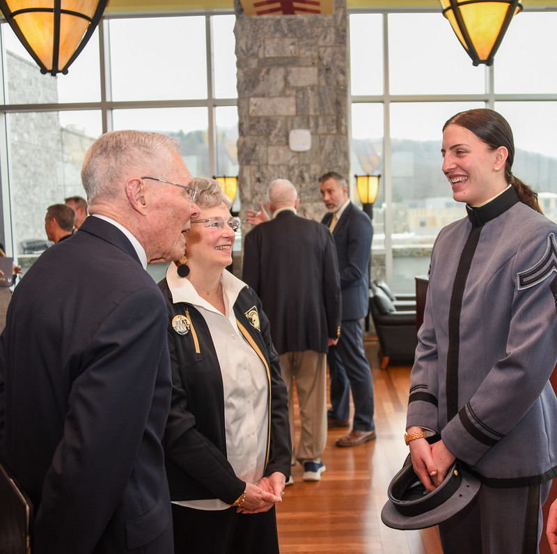 WPAOG's tweet photo. To recognize &amp; pay tribute to his father’s lifetime of service, COL (R) John H. Stokes III ’57 &amp; his wife, have endowed the Writing Fellows Program, which will now be named the MG John H. Stokes, Jr. (1918) Fellows Program.

📰: https://t.co/XkXrk41ryv
📸: https://t.co/QzpnoV011y https://t.co/9I16am3UCz