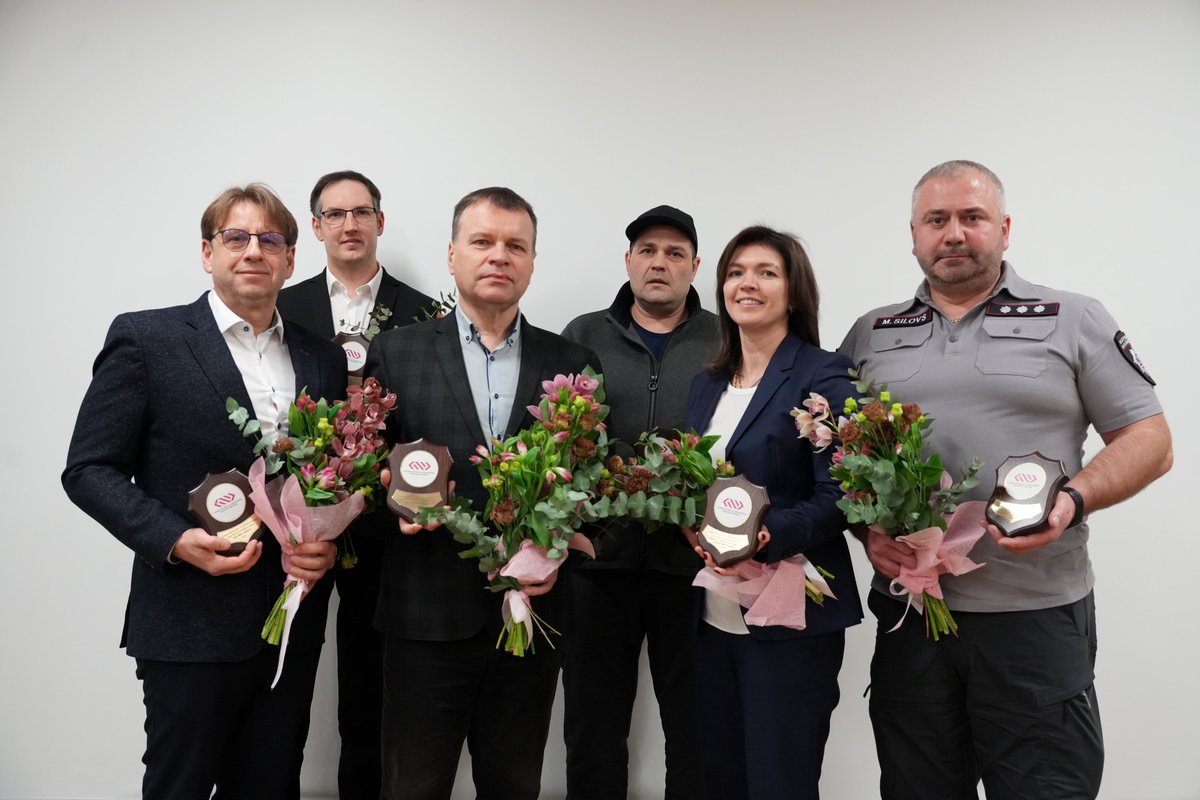 DAIF_Latvija's tweet image. @DAIF_Latvija sveic ‘’Latvijas Aizsardzības un drošības industriju gada balvas 2024’’ laureātus #ABCsoftware #VRCars @Luxriot @materize Ugunsdrošības un civilās aizsardzības koledžu un @universitatelv federacija.lv/lv/jaunumi/lat…