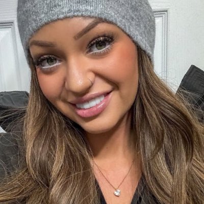 ASHTON64192's tweet image. #NewProfilePic