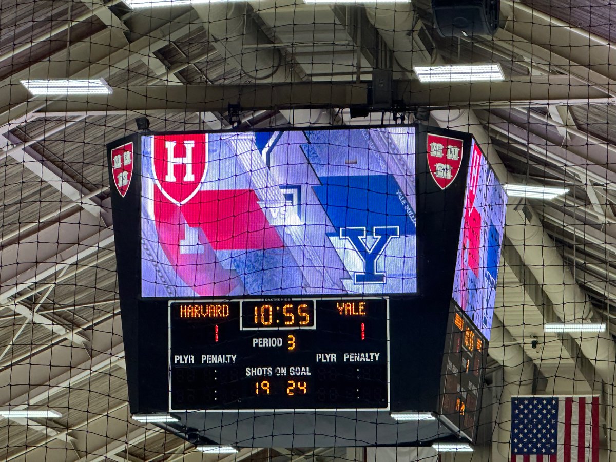 Nothing like a “friendly” Harvard-Yale hockey game lab outing to get our creative 🩸-biopsy juices flowing.