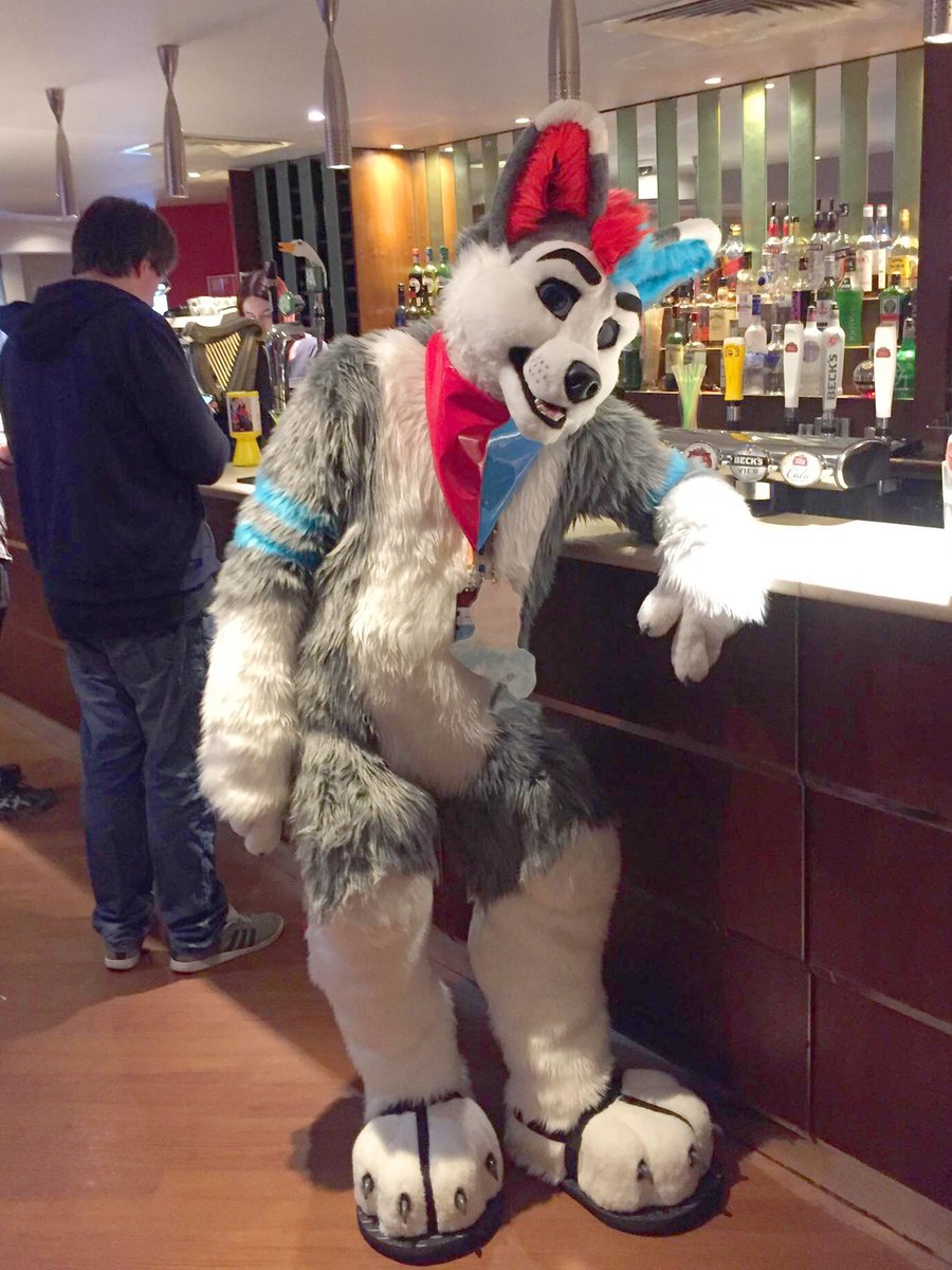 Wulfsy Wulf (v. cheeky!) + Bluey G (v. cute!) tweet media
