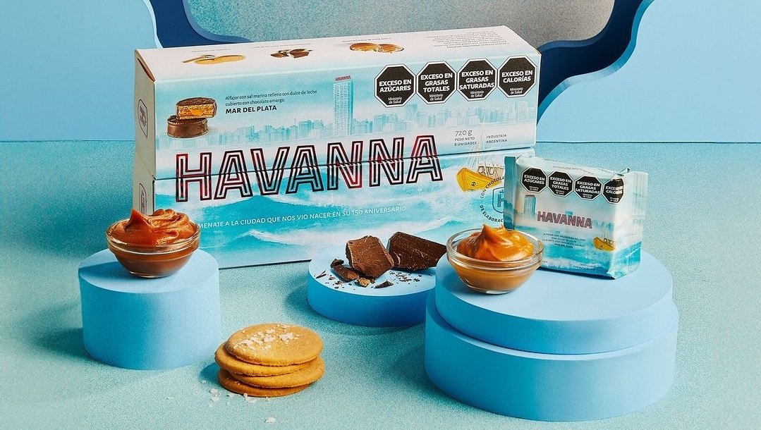 porquetendencia's tweet photo. "ALFAJOR HAVANNA MDQ":
Porque se dio a conocer que el alfajor Mar del Plata ya se puede comprar en todo el país y la gente está haciendo fila para conseguirlo https://t.co/NnUirXw6i2