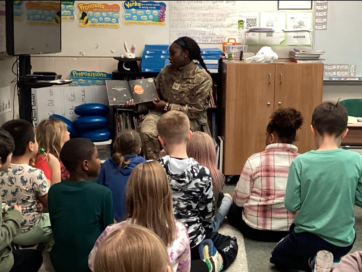 PattyWenn's tweet photo. Read Across America Week brought @Offutt_AFB Security Forces to our classroom and school. We enjoyed the books and all the wonderful answers to our questions about the Air Force! Thank you for spending time with us and serving our country so proudly! @FVFirebirds1 https://t.co/yt4RqdnXc7