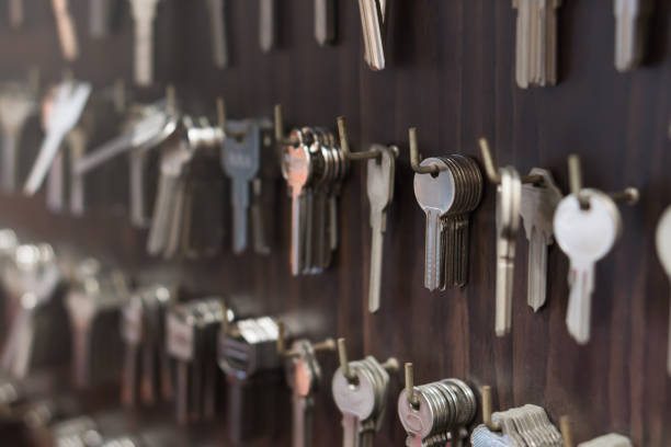 CohensKeyShop's tweet image. Need duplicate keys for your high-security vehicle? We've got you covered with precise duplication services for both foreign and domestic vehicles. Trust us to provide reliable keys that work seamlessly every time. #DuplicateKeys #HighSecurity