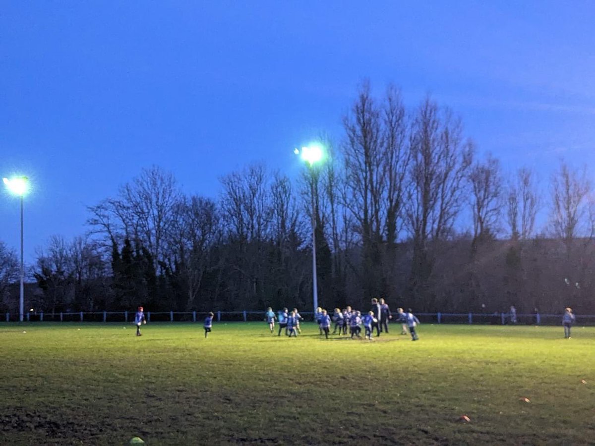 HYC_MJ's tweet photo. Thankyou @LlantwitJ for Hosting us tonight. It was a cracking evening of rugby under lights. Our kids thoroughly enjoyed it. https://t.co/uZDEkdIrwS