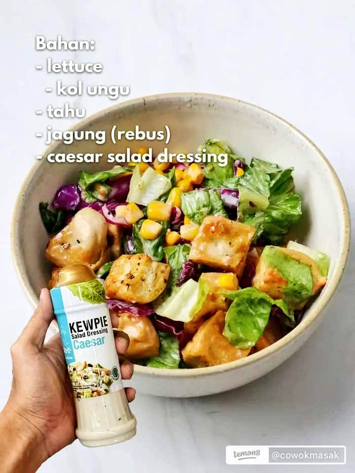 joeboyking93's tweet photo. Sebelum tu, akhirnya jumpa juga salad dressing yang betul2 sedap..

Mana yg tengah diet atau nak buat makan ringan2, pakai je salad dressing dari KEWPIE ni.. Aku dah siap listkan menu2 diet dan pairing salad dressing yang sesuai..

Ada 6 jenis flavour dan memang umphhh sedapnya.. https://t.co/wmGiTZR8oa