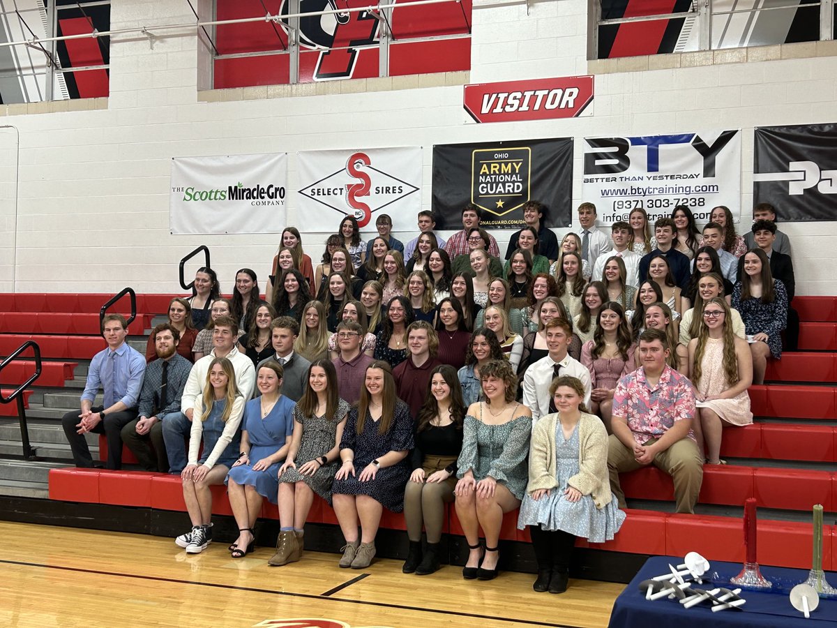 Congratulations new Fairbanks NHS Inductees! ⁦<a href="/FairbanksLocal/">Fairbanks Local</a>⁩