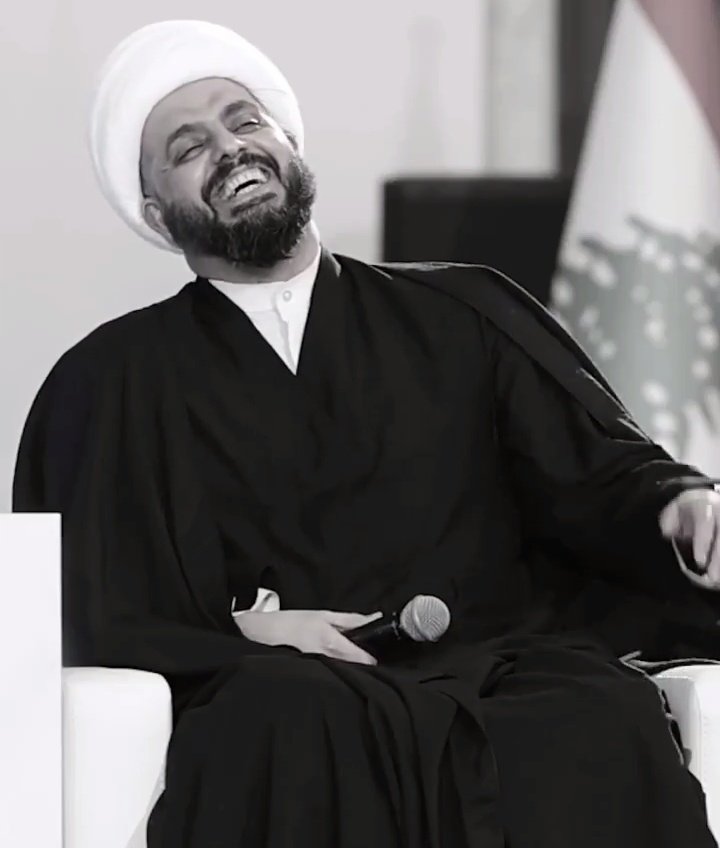 فداك روحي شيخي من عمري على عمرك ضحكة دايمه ان شاء الله
#الولد_موجودين