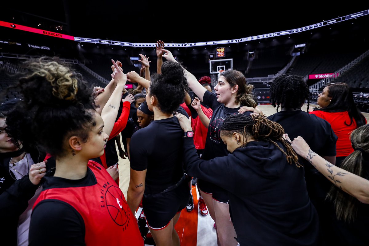 GoBearcatsWBB tweet picture