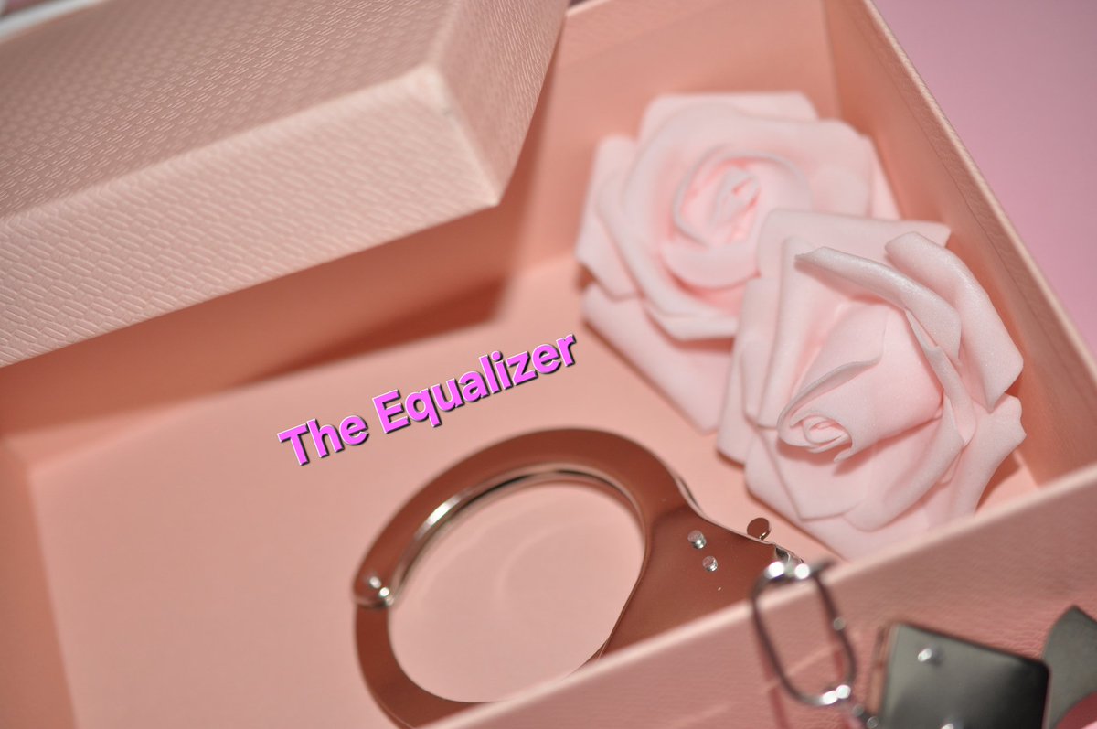 Bloom_Ages's tweet photo. The tempting allure of blush pink brings anticipation for the funs of the weekend. https://t.co/hYGOEgnFri