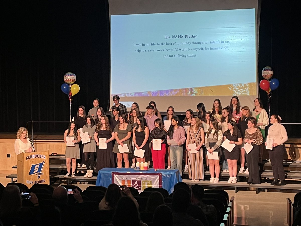 Congratulations to 29 new members of @SchroederHS National Art Honor Society. Thanks for inviting @FineArtsWebster to share some remarks during tonight’s induction ceremony. May the blank canvas of your future be filled with the dreams you create! @WCSDProud @youthArtMonthNY