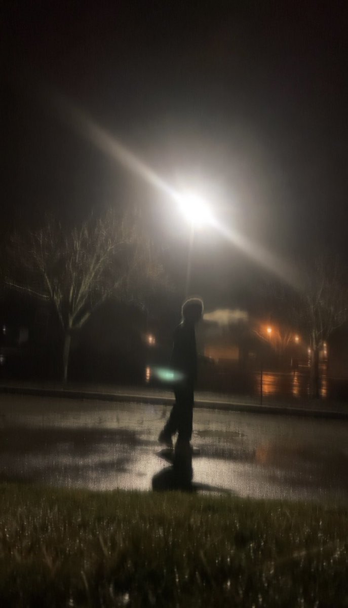 Live by the law of attraction 💕