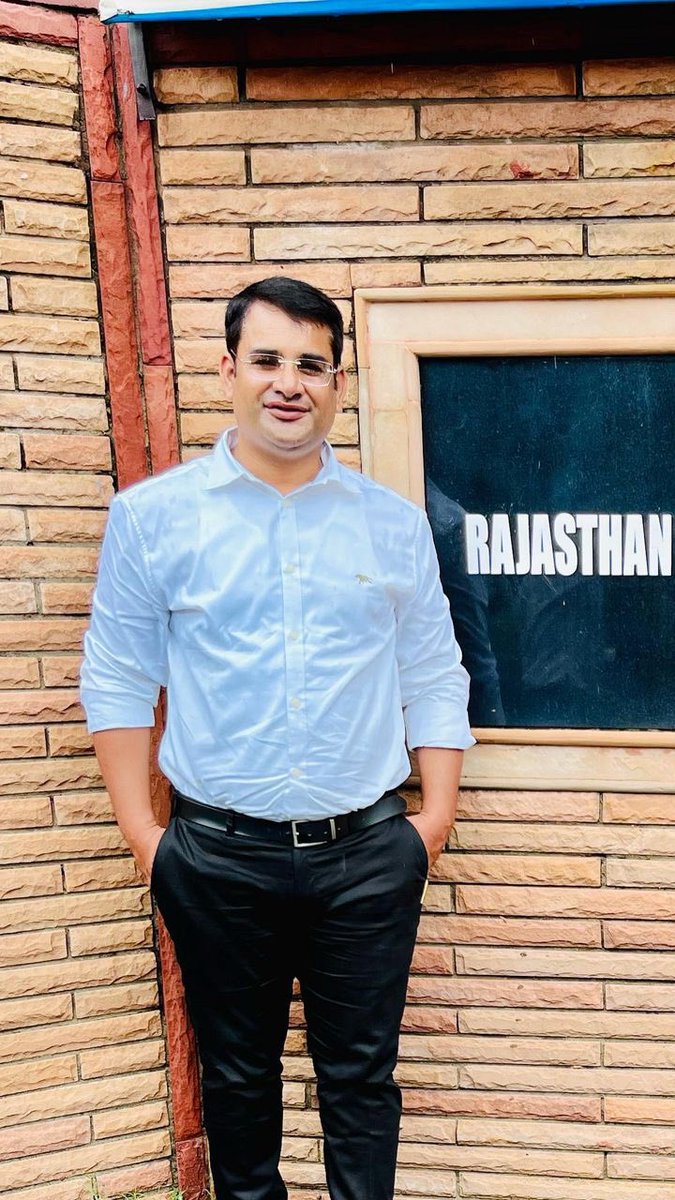 Rajeshkhora88's tweet image. इन पेपर चोरो के कारण 3बार RPSC तक पहुँचकर  फ़ाइनल लिस्ट में आने से रह गये इनके कारण हमारी ज़िंदगी ख़राब हो गई लेकिन इन पर कोई उचित कार्यवाही ना करके एक महीने में छोड़ दिया जाता है 

@BhajanlalBjp कार्यवाही उन सभी पेपर चोरो पर करो जो हर भर्ती के पेपर लीक करे है इनको उम्र केद करो