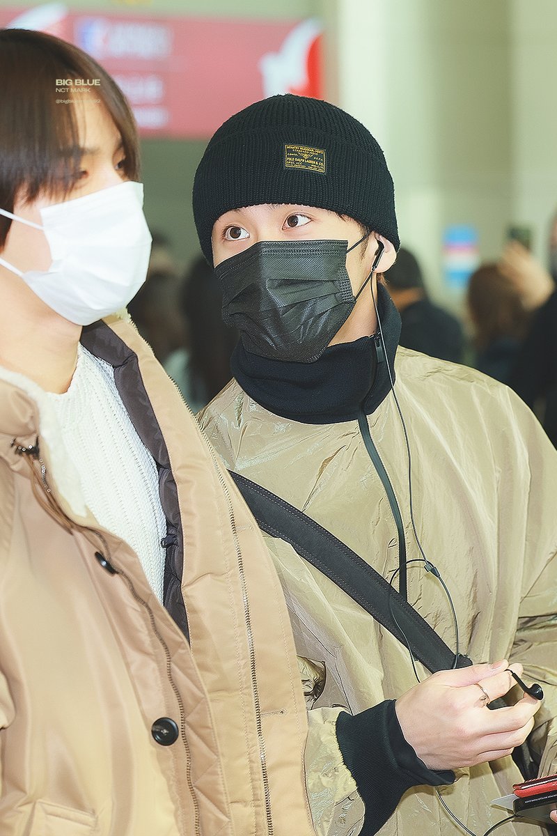 bigbluemark82's tweet photo. 240202 ICN 초롱초롱 고먐미 👀✨
#마크 #MARK #マーク #李马克 https://t.co/WKPAZKD11l