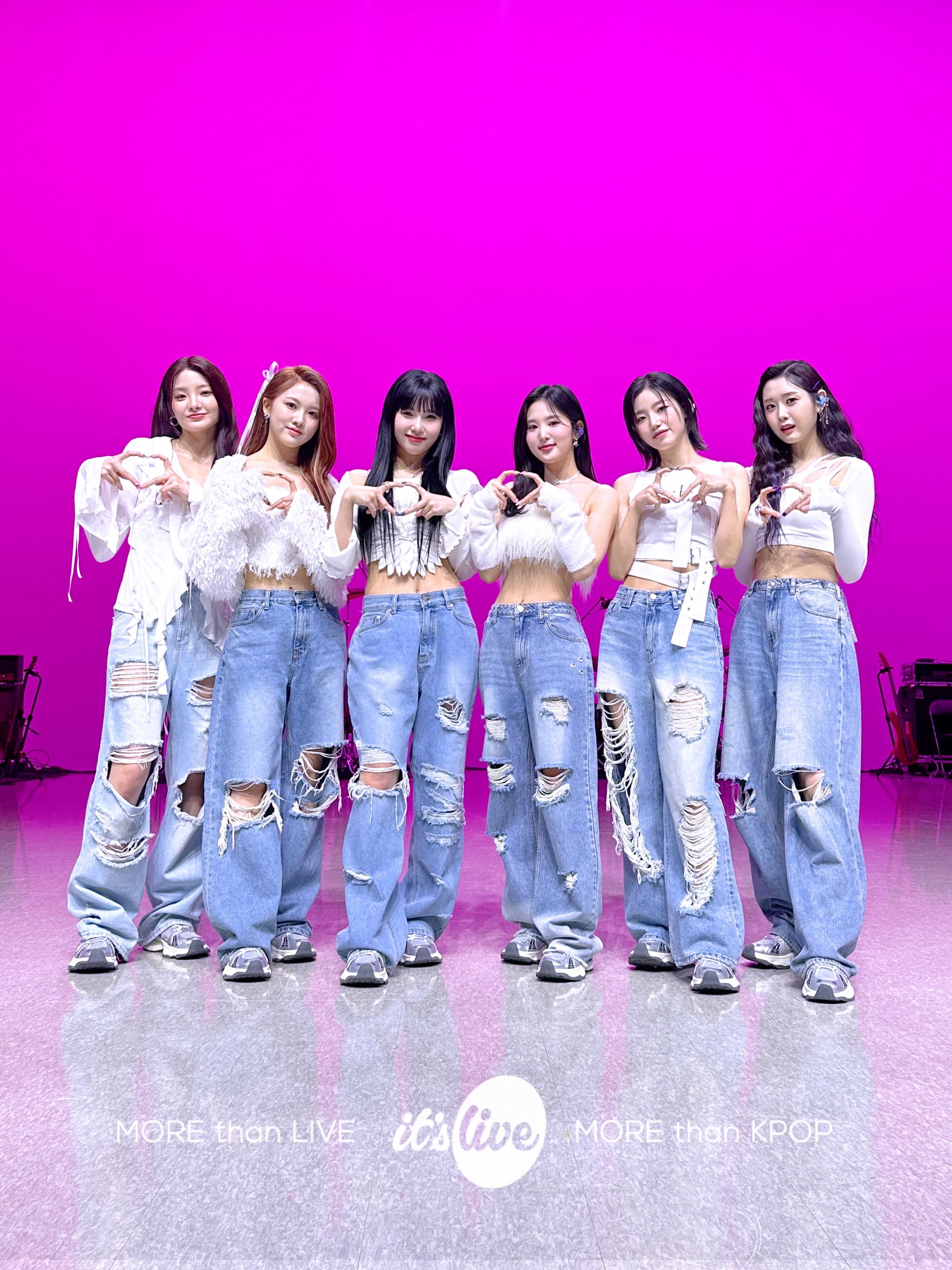 GIC6MeabAAA6Vt-?format=jpg&name=4096x4096