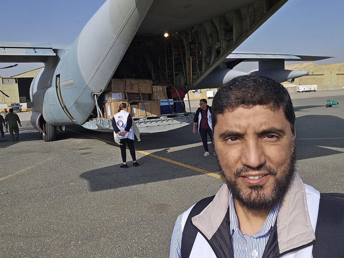 عنْ أَنَس بن مَالِك رَضِيَ اللَّهُ عَنهُ أنَّ رَسُولَ اللَّهِ ﷺ قَالَ:" لَغَدْوَةٌ في سبِيلِ اللَّهِ، أوْ رَوْحَةٌ، خَيْرٌ مِن الدُّنْيَا وَمَا فِيها".
 متفقٌ عليه
نستودعكم الله الذي لا تضيع ودائعه 
نتوجه إلي  #غزه
ضمن وفد طبي تابع لجمعية #الهلال_الأحمر_الكويتي