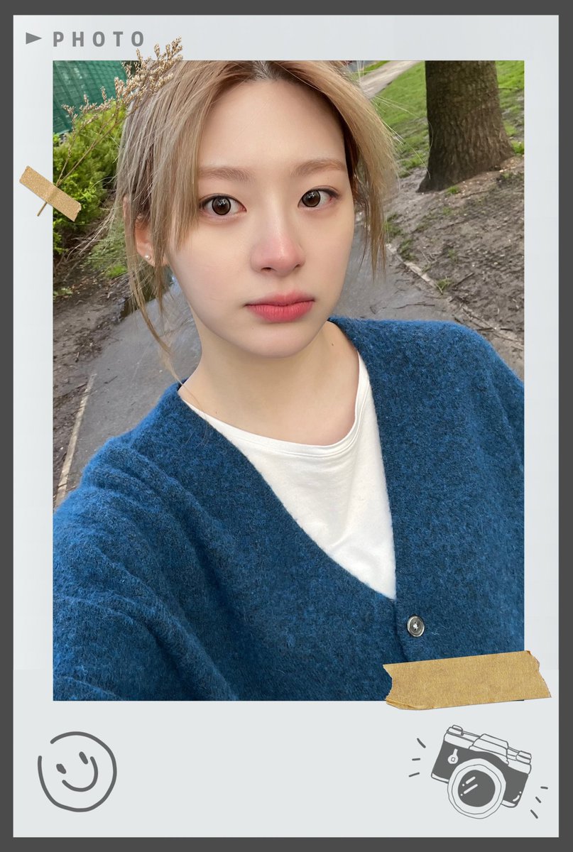 𝓘n the enchanting embrace of 𝐑𝐮𝐝𝐨𝐥𝐩𝐡 𝐬𝐩𝐫𝐢𝐧𝐠 𝐢𝐧 𝐋𝐨𝐧𝐝𝐨𝐧, a whimsical fusion of nature's awakening and the bustling city's charm, I find myself immersed in a tapestry of vibrant blooms and bustling streets.₊˚⊹⋆