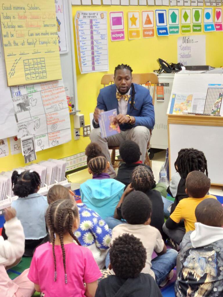 DocSingz's tweet photo. Real Men Read was a success! It was great seeing local community leaders and educators under one roof for the same cause #LiteracyInitiative #WatkinsNanceElem https://t.co/YKNbc7ZaO7