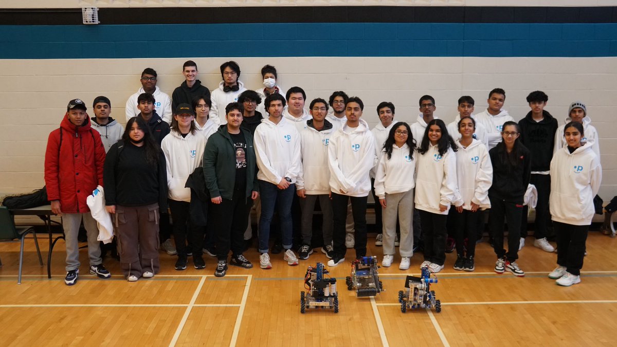 claytell's tweet image. Teams of 4 Robotics Peel Skills competition. There was an army of @PeelSchools students competing. Thanks @castlebrookess for hosting. #PeelSciTech @rickhansenss