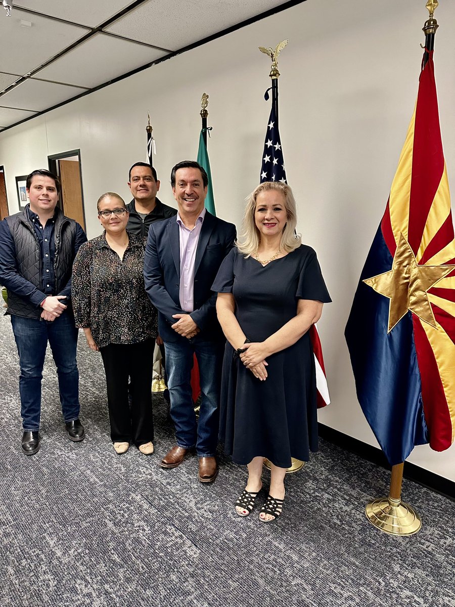 DavidFigueroaO's tweet image. Gracias equipo por su inquebrantable apoyo y esfuerzo en favor de la megaregión Sonora-Arizona. Les comparto un par de enlaces que reflejan el trabajo realizado 🇲🇽🇺🇸 drive.google.com/file/d/1vm2Kqs…

drive.google.com/file/d/1pjlwom… #GraciasEquipo #MegaRegión