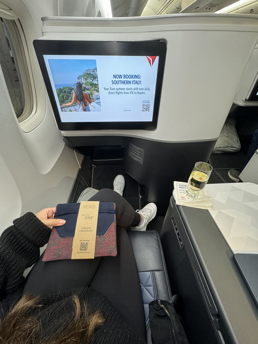 Ali Smets tweet media