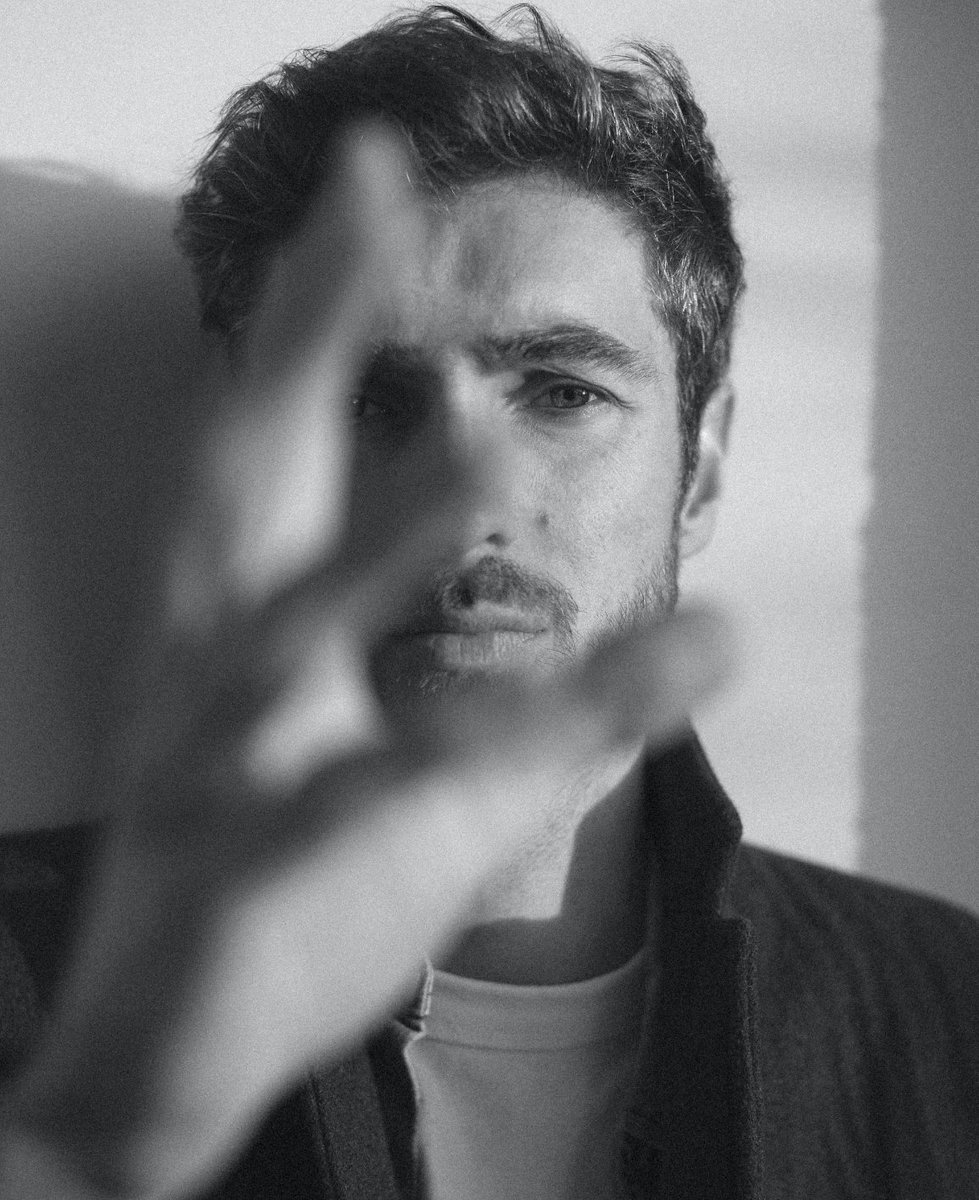 roastbrief's tweet photo. Renowned French filmmaker #RonanGali has joined the list of directors at electriclime°🎈 Known for his fascinating work with international beauty brands, he brings an immersive narrative. congratulations! 🎥 #WelcomeRonan #electriclime

Read the note here: https://t.co/yQkBJhTzDg https://t.co/axgfF2Zlyo