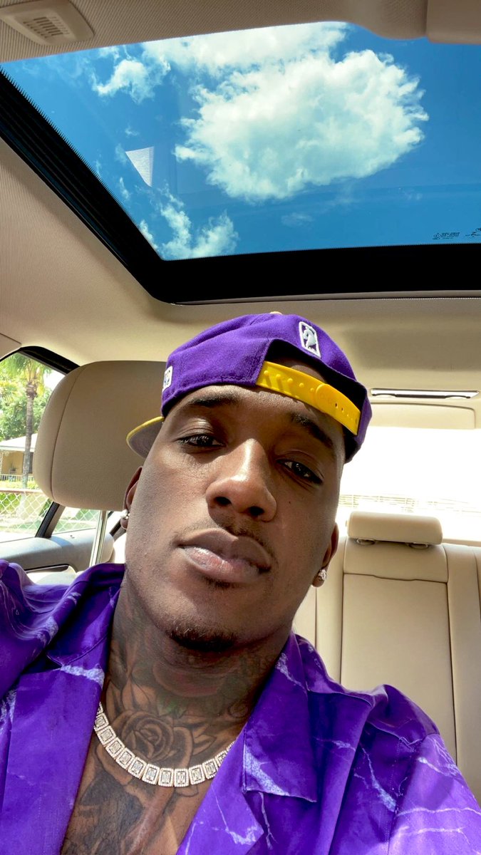Adonis_Dfetty's tweet photo. 7 years later … 
I’m loving my Transformation 💯 https://t.co/ODEw0EvaOG