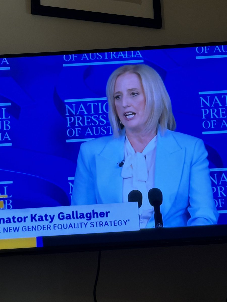 Thanks to @Qantas I couldn’t get to the #NPC to see the excellent @SenKatyG launch the holistic, practical #WorkingforWomen. But I can watch her! 

A delight to see #feminist economic and social policy back in place at last!