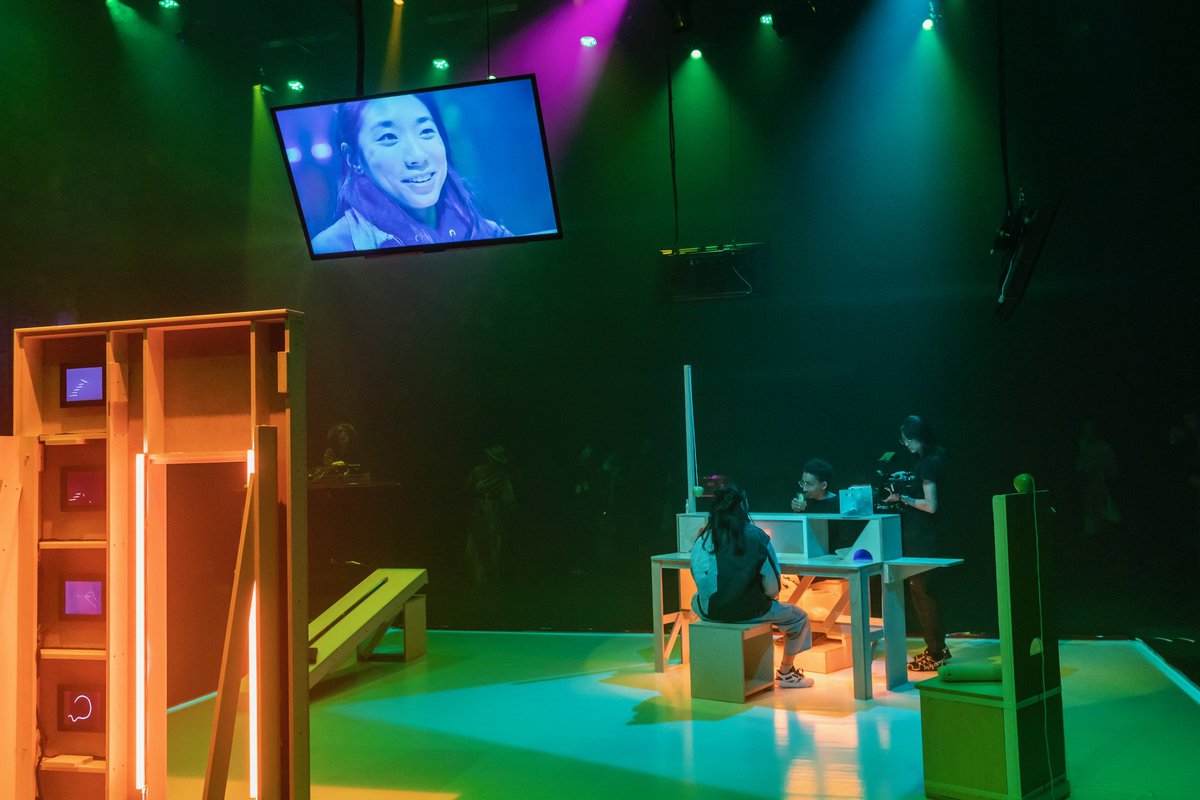 Next week! On March 15, 16 + 17, REDCAT presents the West Coast premiere of two works by acclaimed NYC artist Autumn Knight. Across three nights, ’NOTHING#31: a bar, a bluff’ will create intimacy between audience + performer.

LEARN MORE + GET TICKETS: redcat.org/events/2024/au…