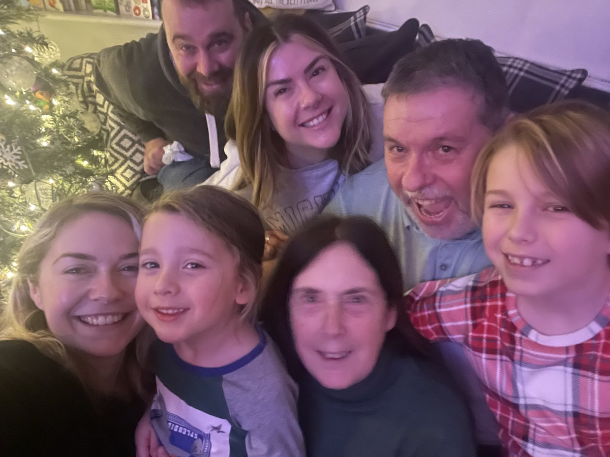 Sonja Ian & Hatties Caravan Adventures tweet media