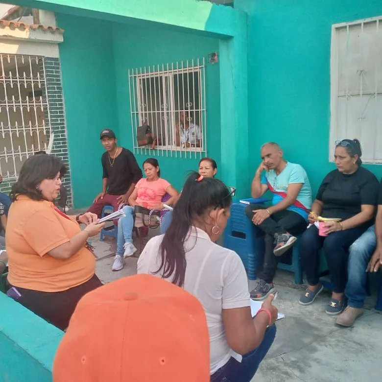 VPMiguelPena's tweet photo. 6 Mar | Se llevo a cabo la reunión del Equipo Político Municipal de Miguel Peña, donde se trato el tema de organización, plan operativo, redes populares y electoral trabajo que se debe ejecutar en los próximos días para cumplir con los requerimientos solicitados . https://t.co/HxOjpQ6AbY