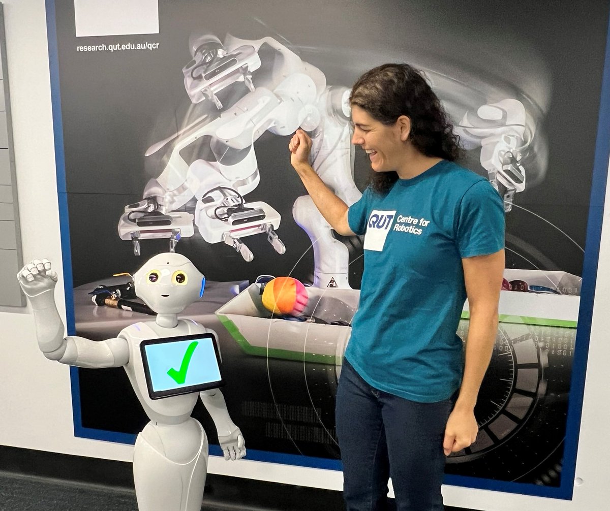 Celebrating #internationalwomensday, acknowledging #womenintechnology. Read our interview with @QUTRobotics new #Humanrobotinteraction Program lead Laurianne Sitbon: research.qut.edu.au/qcr/2024/03/07…… #womeninstem #technology #QUT #iwd2024 #robots #Pepper