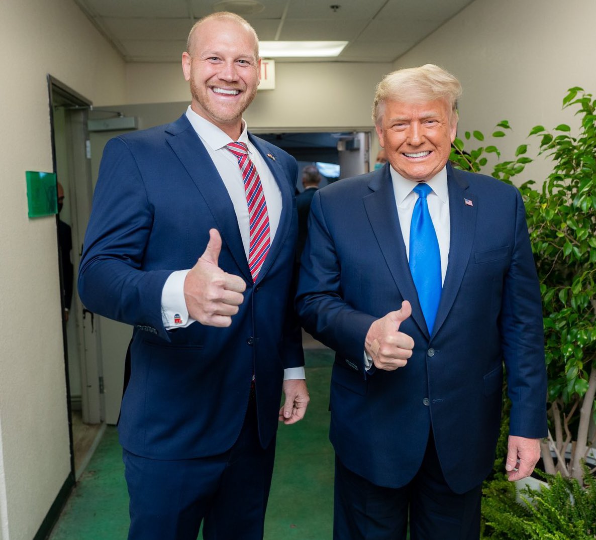 MikeSington's tweet image. Daniel Rodimer, a former Nevada Republican congressional candidate who was endorsed by Trump, is wanted for murder.