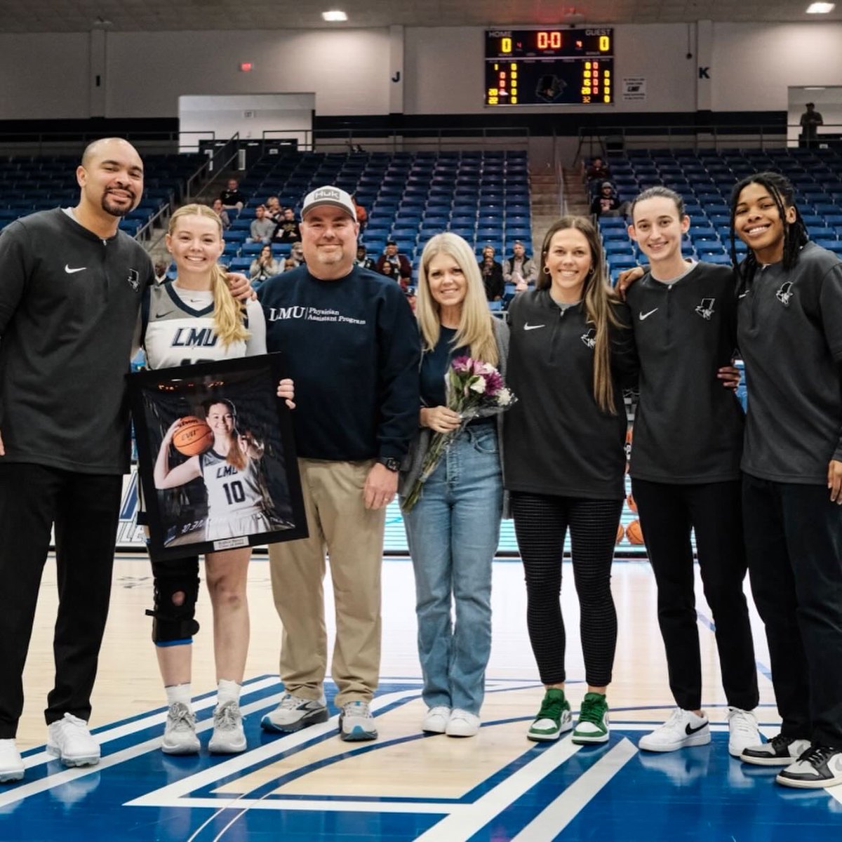 Scott Henry tweet media