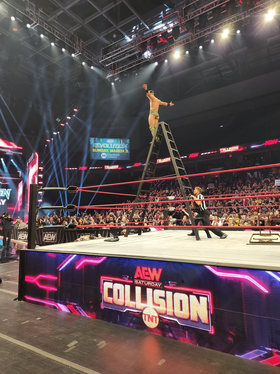 CamperMike86's tweet photo. @Farcethemusic Went with a buddy a couple of weeks ago, I hadn't watched wrestling in 20yrs and had a blast https://t.co/shvVXWqvpa