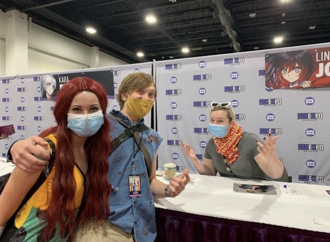 justtesting429's tweet image. Thinking about how much it meant meet @IAmLindsayJones. Thanks for everything you and the rest of @RoosterTeeth did. You meant more to me than you could ever imagine.

Hope to meet you again someday 💚🩶