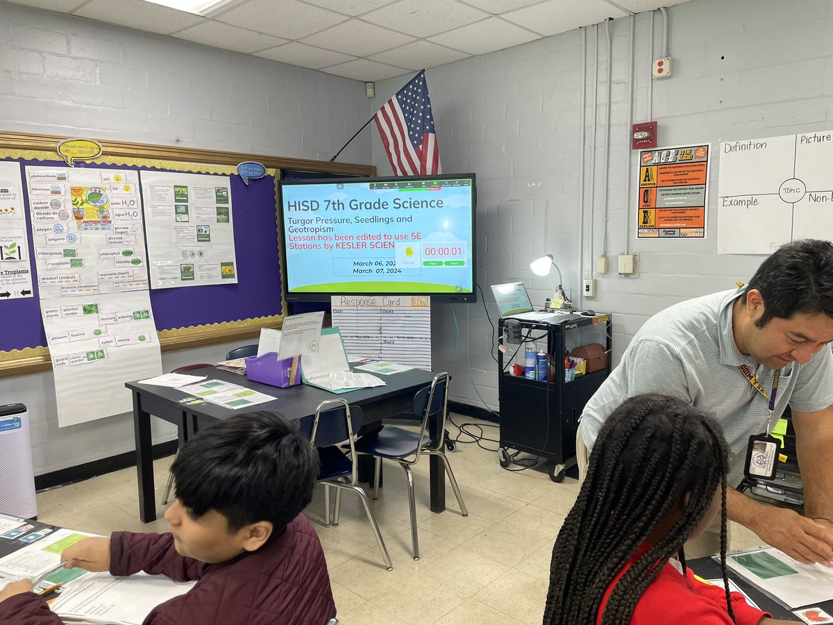 #THE Francis Scott Key

7th Grade Science get into Turgor Pressure with interactive Stations.
Awesome 👏🏽 job