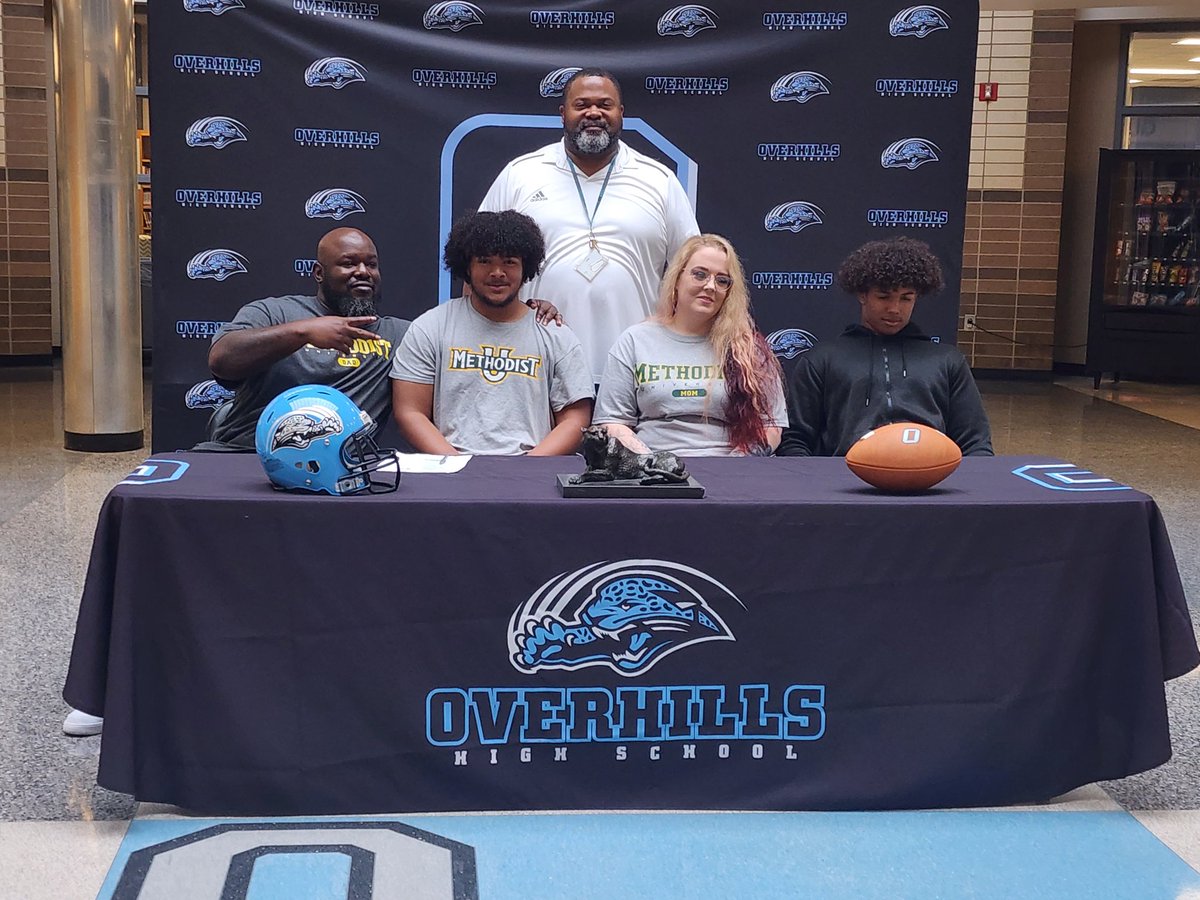 OverhillsHSFB's tweet photo. Congratulations to Jontez James Jr. for signing with the Methodist University Monarchs to play football.  We are so proud of JJ for making this decision.  #LEKATO #RISE2GREATNESS @Methodist_FB @kbbacon @JamesJontez @OCCoachJones @ohs_jaguars https://t.co/LDxUusxCgd