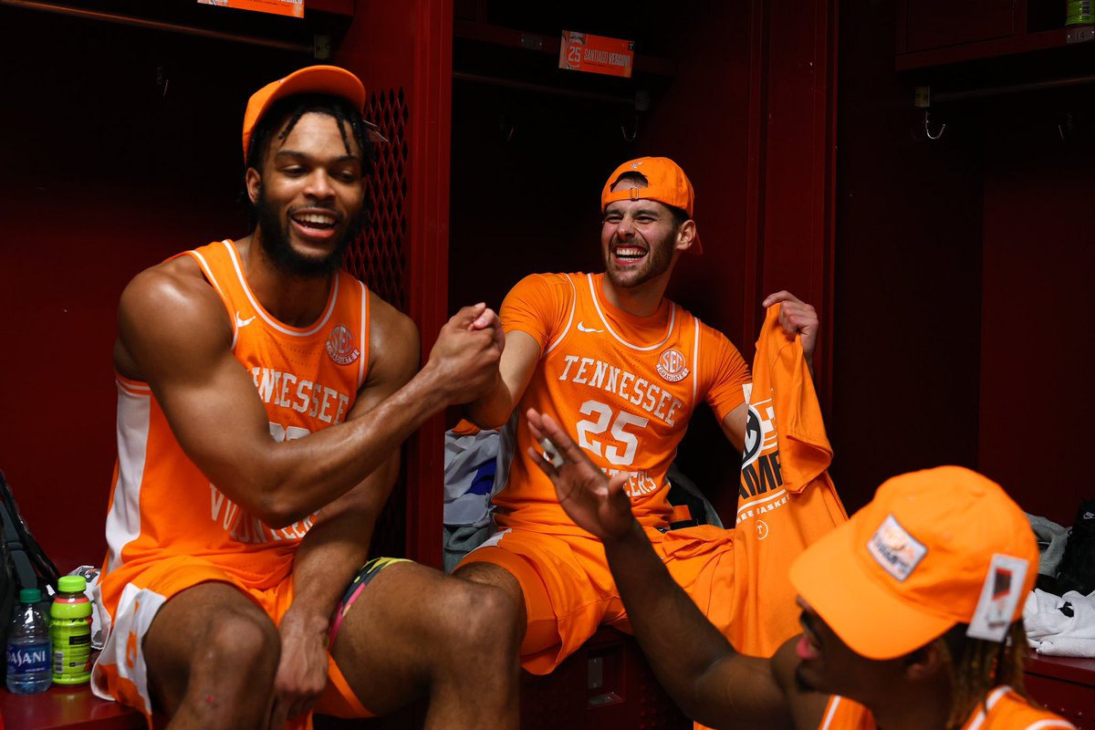 Vol_Hoops tweet picture