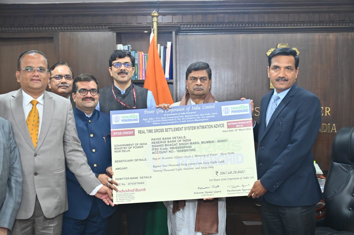Hon'ble Minister of Power and New & Renewable Energy Shri @RajKSinghIndia received the interim dividend cheque of Rs 2067.68 cr for FY'24 from @pgcilindia CMD Shri R.K Tyagi. Power secretary Shri Pankaj Agarwal and PGCIL directors were also present.