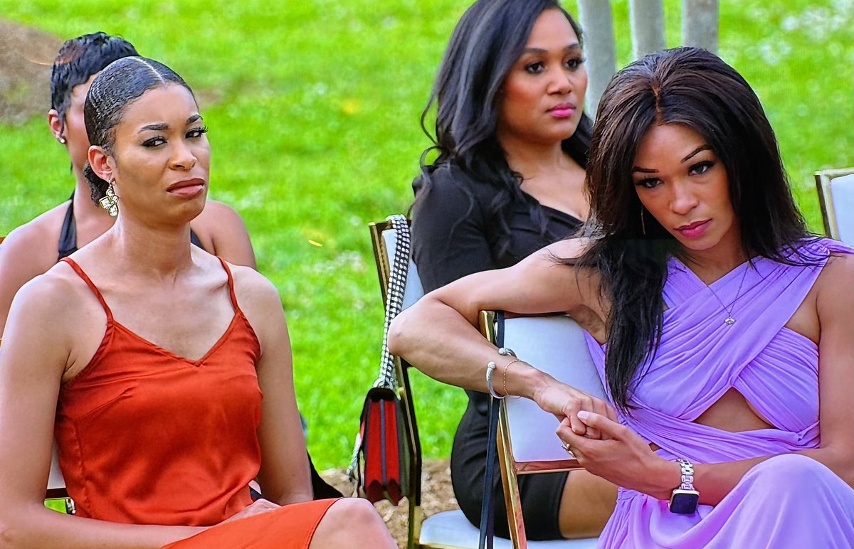 Clay: “But you know I’m still rocking with you.” #LoveIsBlindS6